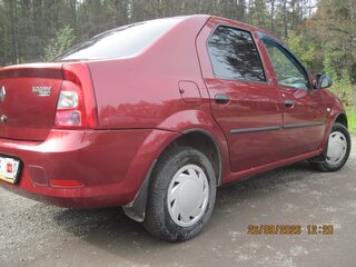 2011 Renault Logan I Рестайлинг, красный, 450000 рублей, вид 1