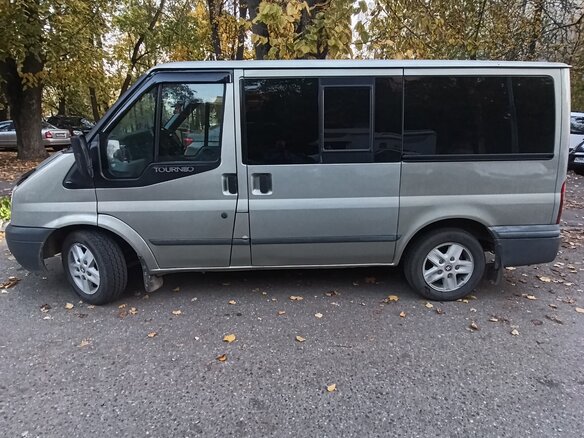 2011 Ford Tourneo, бежевый, 1200000 рублей - вид 1