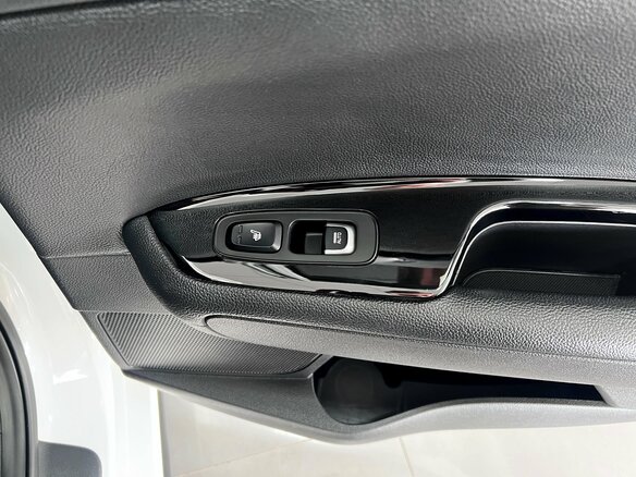 2019 Kia Optima IV Рестайлинг, белый, 1990000 рублей - вид 24