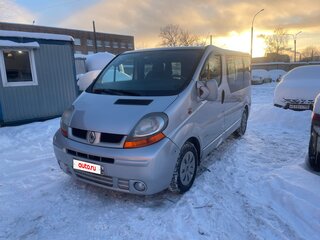 2002 Renault Trafic II, серебристый, 1200000 рублей, вид 1