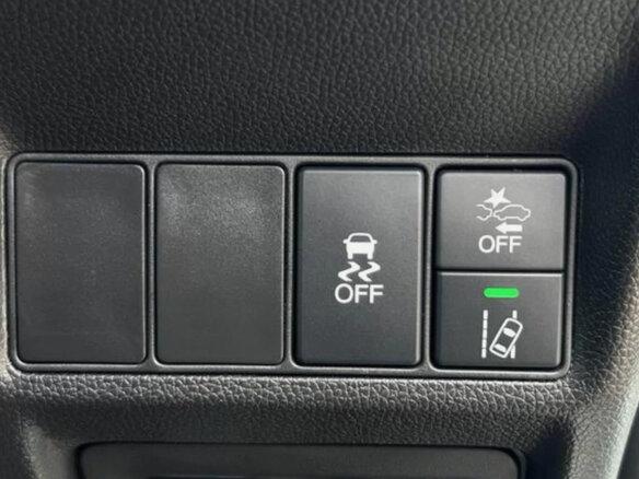 2021 Honda Stepwgn Spada V Рестайлинг, белый, 1897000 рублей - вид 28