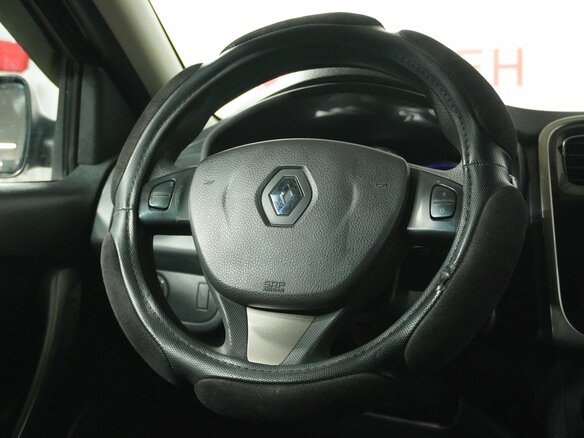 2015 Renault Logan II, чёрный, 540000 рублей - вид 15