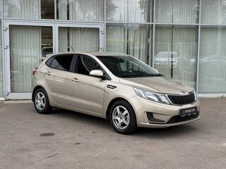 2013 Kia Rio III, бежевый, 899000 рублей, вид 3