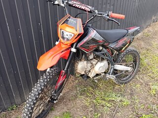 2022 Regulmoto Seven Medalist 150E, красный, 70000 рублей, вид 2