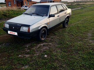 1999 Lada (ВАЗ) 21099, серебристый, 75000 рублей, вид 1