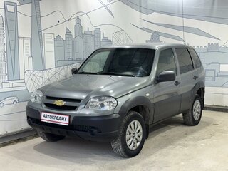 2019 Chevrolet Niva I Рестайлинг, серый, 700000 рублей, вид 1