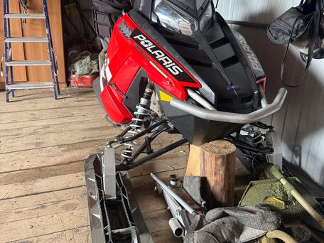 2015 Polaris 550 Voyageur 155, красный, 800000 рублей, вид 5
