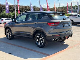 2022 Geely Binyue I Рестайлинг, серебристый, 1170000 рублей, вид 4