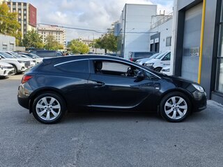 2013 Opel Astra GTC J Рестайлинг, чёрный, 665000 рублей, вид 4