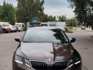 2017 Skoda Octavia III (A7) Рестайлинг, коричневый, 1820000 рублей, вид 3