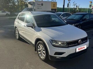 2019 Volkswagen Tiguan II, белый, 2100000 рублей, вид 3