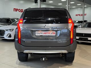 2019 Mitsubishi Pajero Sport III, серый, 2790000 рублей, вид 5