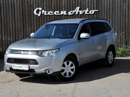 Mitsubishi Outlander III