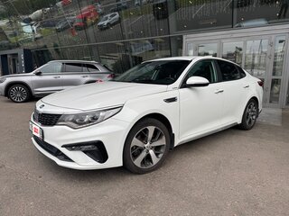 2020 Kia Optima IV Рестайлинг, белый, 1750000 рублей, вид 1