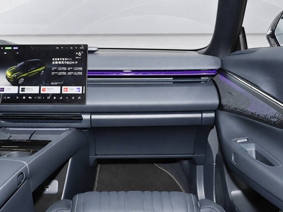 2026 Lynk & Co 08 EM-P 38.2 kWh I Рестайлинг, серебристый, 5490000 рублей - вид 14