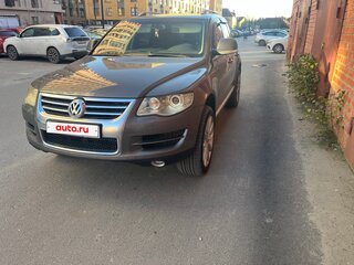 2009 Volkswagen Touareg I Рестайлинг, серый, 1350000 рублей, вид 2