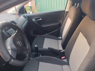 2011 Volkswagen Polo V, чёрный, 620000 рублей, вид 5