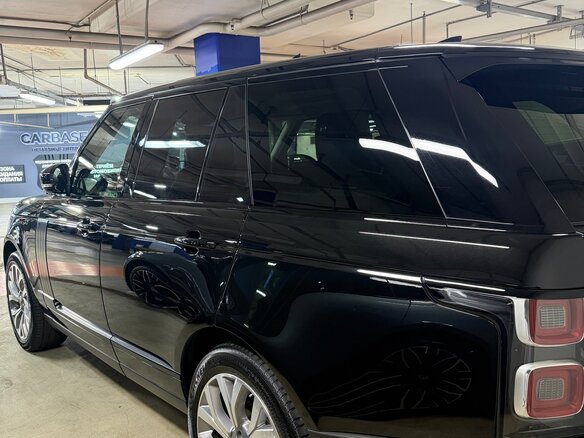2018 Land Rover Range Rover IV Рестайлинг, чёрный - вид 4