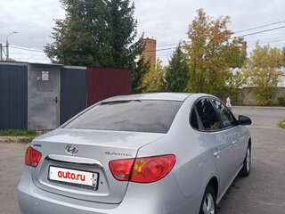 2011 Hyundai Elantra IV (HD), серебристый, 670000 рублей, вид 3