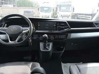 2023 Volkswagen Multivan T6 Рестайлинг, серый, 7950000 рублей, вид 5
