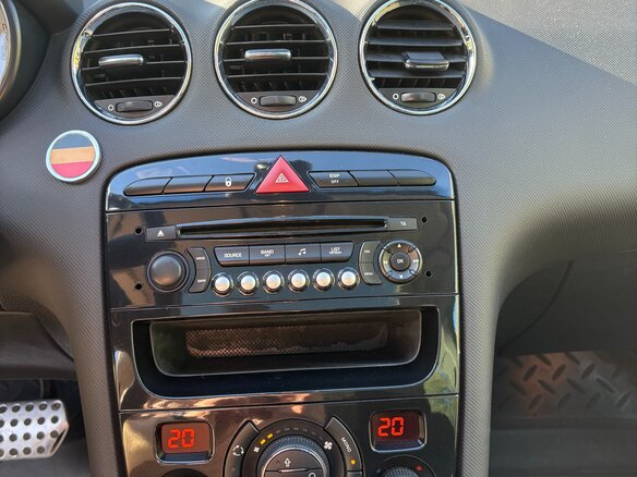 2012 Peugeot 308 I Рестайлинг, коричневый, 399000 рублей - вид 18