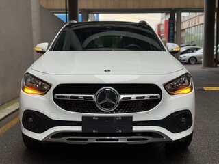 2023 Mercedes-Benz GLA 180 II (H247), белый, 2528690 рублей, вид 2