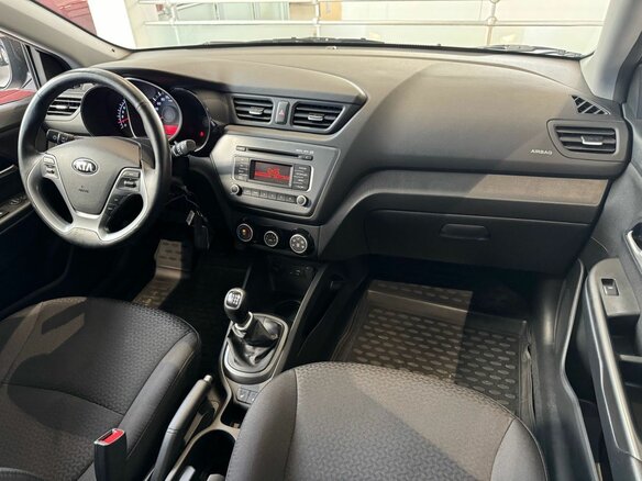 2015 Kia Rio III Рестайлинг, коричневый, 1165000 рублей - вид 20