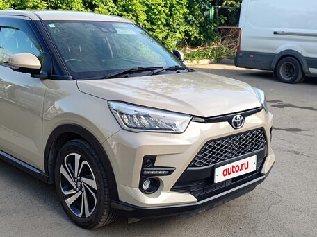 2020 Toyota Raize I, коричневый, 1580000 рублей, вид 2