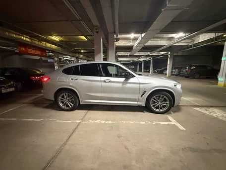 2021 BMW X4 20d II (G02), серый, 5000000 рублей, вид 2