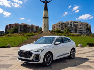 2026 Audi Q5 Sportback TDI quattro S tronic II (GU), белый, 8900000 рублей, вид 1