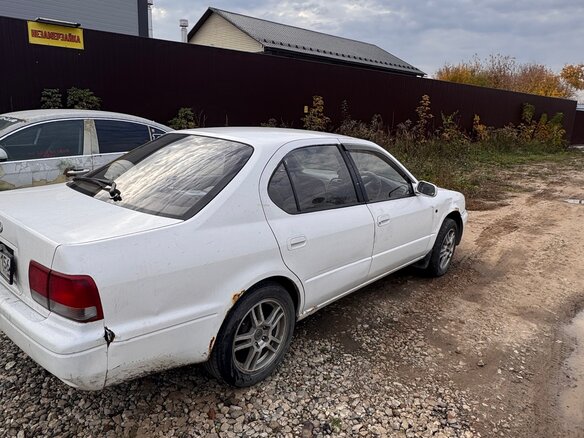 1995 Toyota Camry V40, белый, 100000 рублей - вид 3
