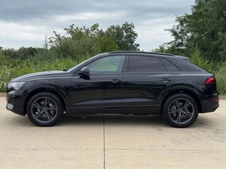 2025 Audi Q8 55 TFSI I (4M) Рестайлинг, чёрный, 11500000 рублей, вид 2