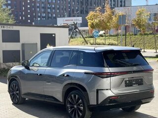 2026 Toyota bZ3X 58.3 kWh, серый, 2935000 рублей, вид 4