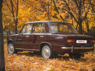 1975 Lada (ВАЗ) 2101, красный, 350000 рублей, вид 4