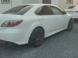 2010 Mazda 6 II (GH) Рестайлинг, белый, 900000 рублей, вид 3