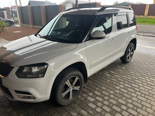 2014 Skoda Yeti I Рестайлинг, белый, 750000 рублей, вид 1