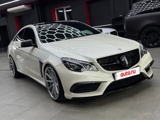 2013 Mercedes-Benz E-Класс 400 IV (W212, S212, C207) Рестайлинг, белый, 2450000 рублей, вид 3