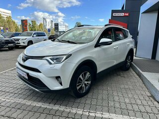 2017 Toyota RAV4 IV (XA40) Рестайлинг, белый, 2125218 рублей, вид 3