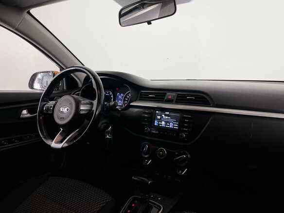 2019 Kia Rio IV, оранжевый, 1420000 рублей - вид 17