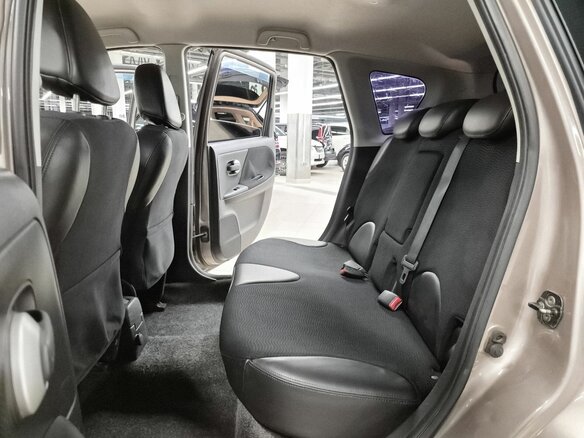 2013 Nissan Note I Рестайлинг, бежевый, 618000 рублей - вид 14