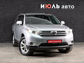 2011 Toyota Highlander II (XU40) Рестайлинг, серебристый, 2100000 рублей, вид 3