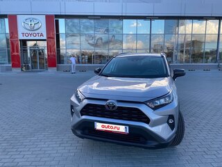 2021 Toyota RAV4 V (XA50), серый, 3550000 рублей, вид 1