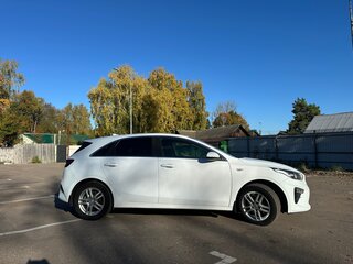 2018 Kia Ceed III, белый, 1500000 рублей, вид 4