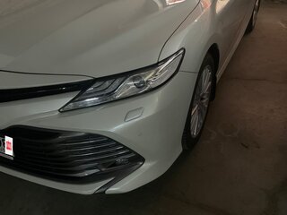 2019 Toyota Camry VIII (XV70), белый, 2600000 рублей, вид 2
