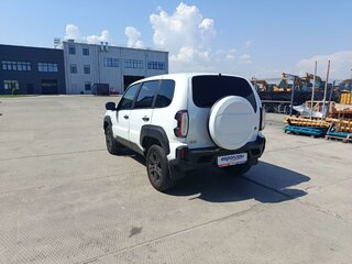 2024 Lada (ВАЗ) Niva Travel I, белый, 1056000 рублей, вид 3