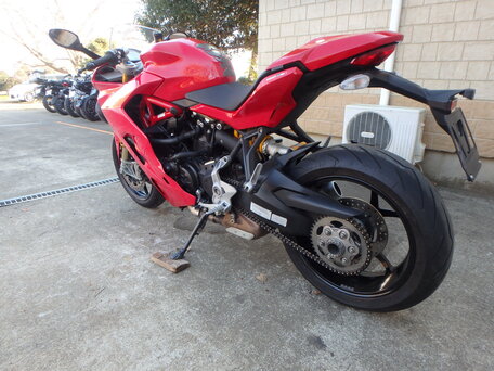 2018 Ducati Supersport, красный, 870000 рублей, вид 5