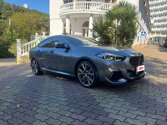 2022 BMW 2 серии Gran Coupe M235i xDrive F44, серый, 4600000 рублей - вид 4