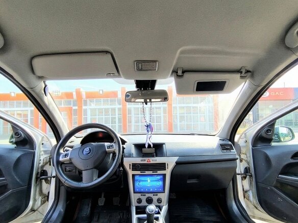 2008 Opel Astra H Рестайлинг, серебристый, 310000 рублей - вид 5