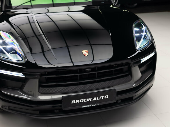 2026 Porsche Macan I Рестайлинг 2, чёрный, 12390000 рублей - вид 26