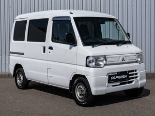 Mitsubishi Minicab VI